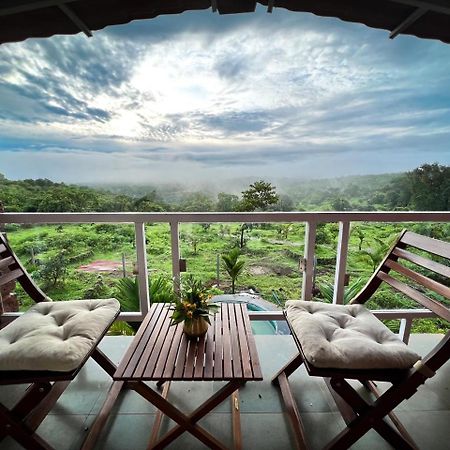 Mars Jungle Adventure Stud Farm With Private Jacuzzi Villa Narsinge Exterior foto